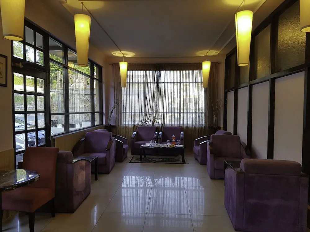 HOTEL AMORE