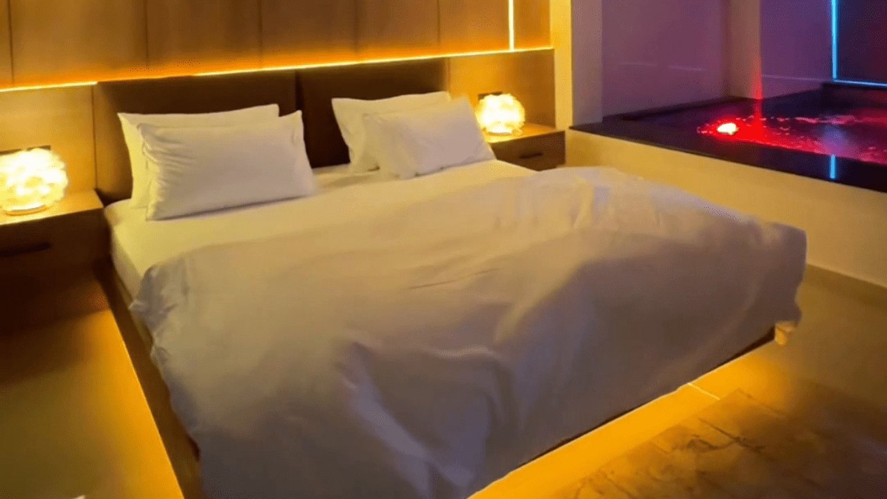 The Sultan Hotel